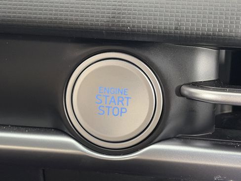 Used 2025 Hyundai Santa Cruz SEL image 24