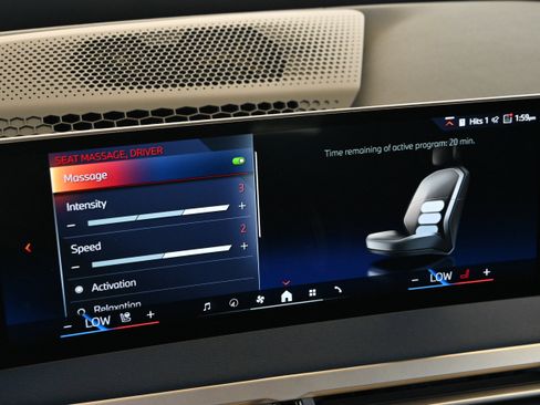 Certified 2025 BMW iX xDrive50 AWD/4WD image 20