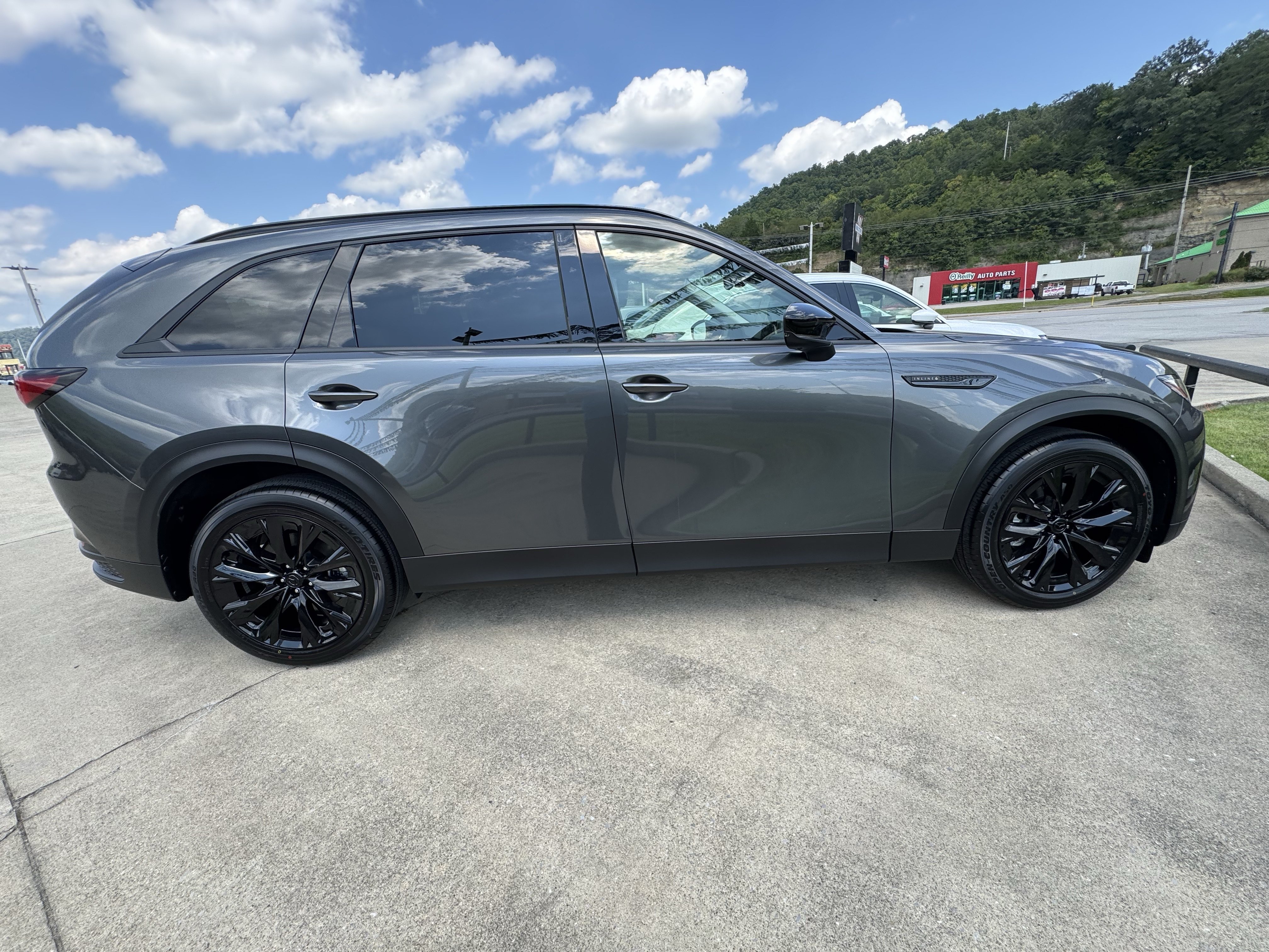 New 2026 MAZDA CX-90 3.3 Turbo w/ Premium Sport Pkg AWD/4WD image 8