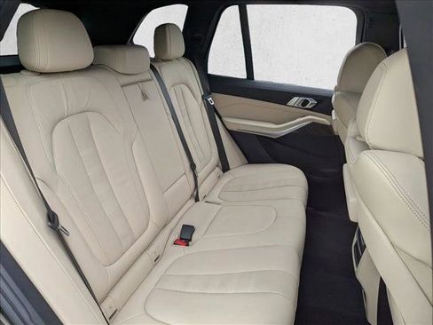Certified 2022 BMW X5 xDrive40i w/ Premium Package image 21