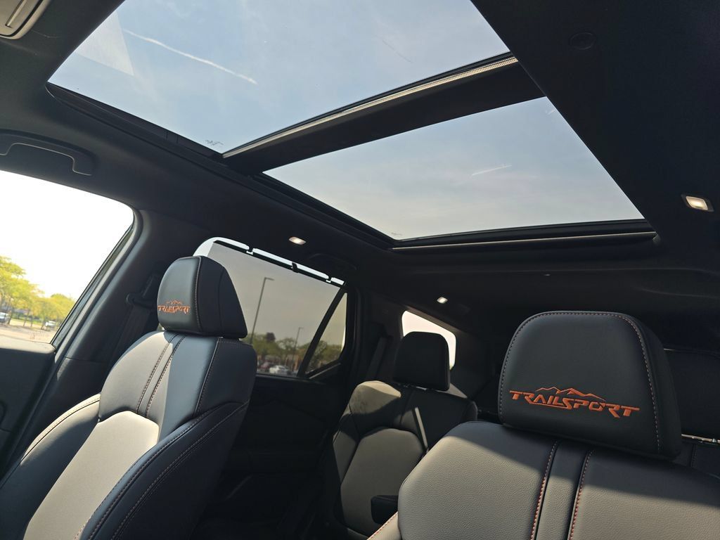New 2026 Honda Pilot TrailSport image 3