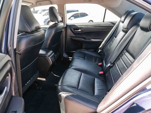 Used 2017 Toyota Camry XLE w/ Convenience Package FWD image 19