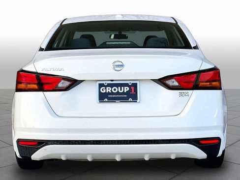 Used 2019 Nissan Altima 2.5 S FWD image 5