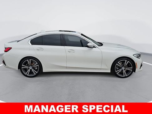 Used 2021 BMW 330i Sedan w/ Driving Assistance Package RWD image 2