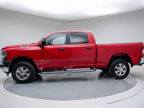 Used 2024 RAM 2500 Big Horn w/ Bed Utility Group image 2