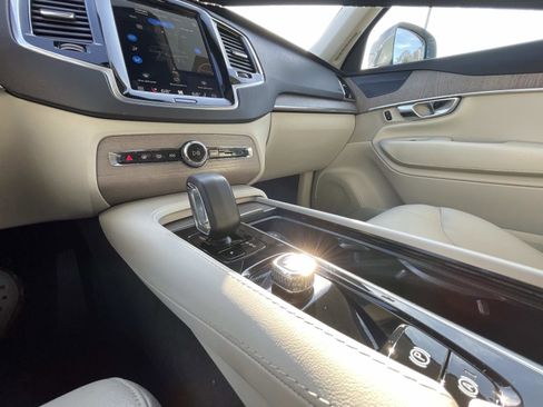 Certified 2023 Volvo XC90 T8 Plus image 30