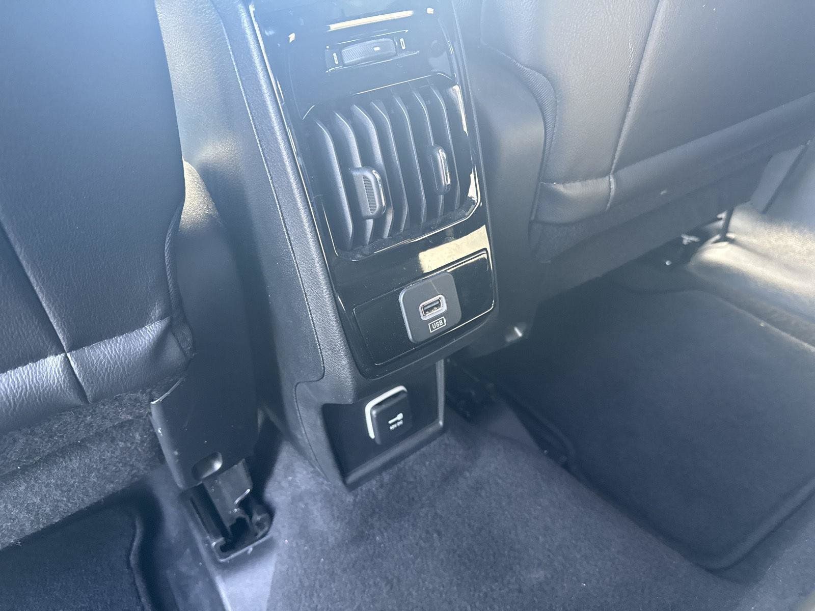 Used 2022 Jeep Compass Latitude AWD/4WD image 12