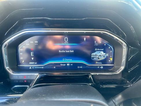 Used 2024 Chevrolet Silverado 1500 LT AWD/4WD image 16