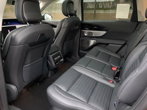 New 2026 Lincoln Nautilus Reserve image 18