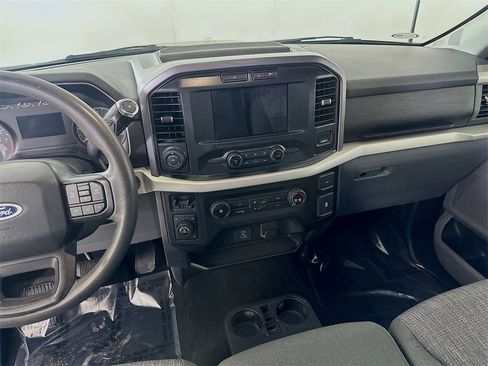 Used 2022 Ford F150 XLT w/ Trailer Tow Package image 18