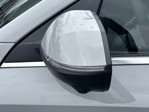 New 2026 Hyundai Kona Limited FWD image 34