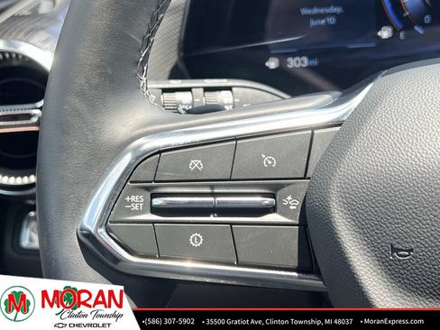 Used 2026 Chevrolet Equinox LT FWD image 26
