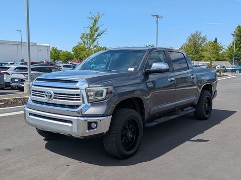 Used 2014 Toyota Tundra 1794 Edition AWD/4WD image 10