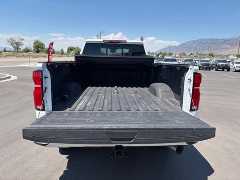Used 2025 Chevrolet Silverado 3500 LTZ w/ LTZ Premium Package AWD/4WD image 5