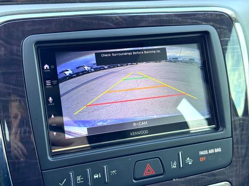 Used 2017 Buick Enclave Premium w/ Experience Buick Package image 34