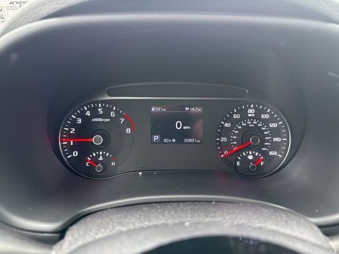 Used 2022 Kia Soul X-Line image 10