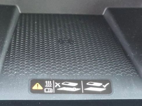 New 2026 Chevrolet Traverse LT w/ Midnight/Sport Edition image 7