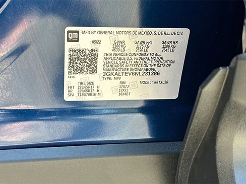 Used 2022 GMC Terrain SLE w/ LPO, Floor Liner Package image 38