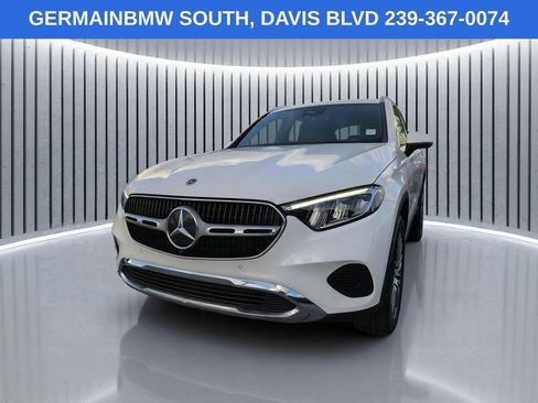 Used 2025 Mercedes-Benz GLC 300 image 9