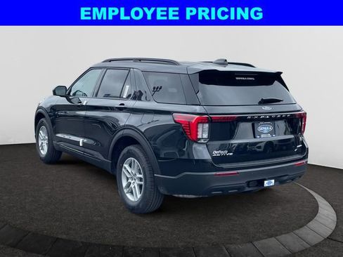 New 2026 Ford Explorer Active AWD/4WD image 3