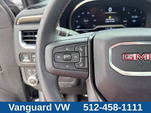 Used 2024 GMC Yukon XL AT4 AWD/4WD image 20