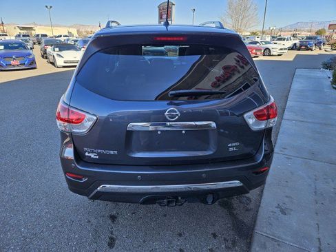 Used 2013 Nissan Pathfinder SL w/ SL Premium Pkg image 4