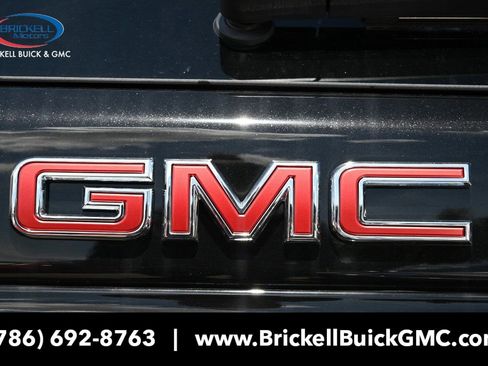 New 2024 GMC Terrain SLT w/ Elevation Edition image 14