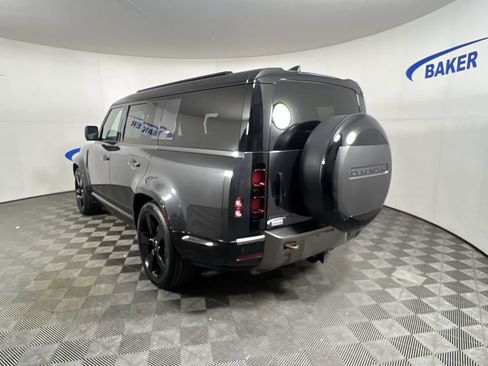 Used 2023 Land Rover Defender 130 X-Dynamic SE AWD/4WD image 7