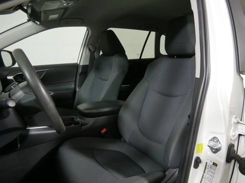 Used 2020 Toyota RAV4 LE w/ All Weather Liner Package AWD/4WD image 11