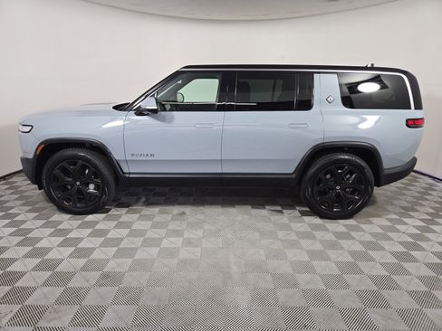 Used 2024 Rivian R1S Adventure AWD/4WD image 2