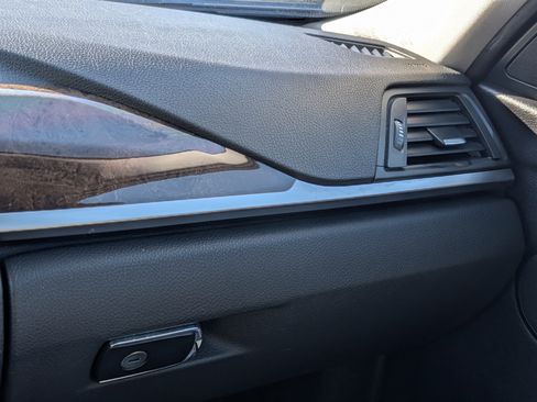 Used 2015 BMW 328i xDrive Sedan w/ Premium Package image 15