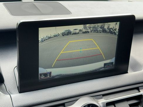 Used 2022 Lexus IS 350 F Sport RWD image 18