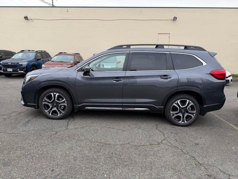 Used 2023 Subaru Ascent Limited image 4