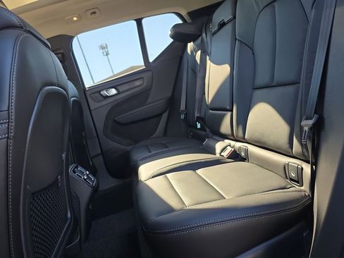 New 2026 Volvo XC40 B5 Core w/ Climate Package image 14