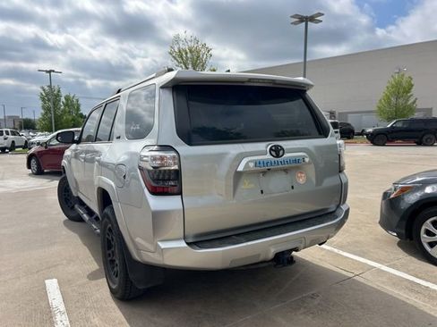 Used 2021 Toyota 4Runner SR5 image 6