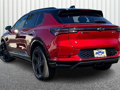 New 2025 Chevrolet Equinox EV RS image 8