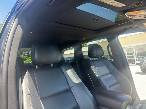 Used 2018 Jeep Grand Cherokee Limited AWD/4WD image 40