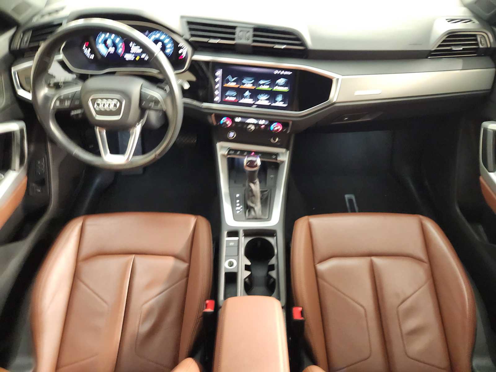 Used 2024 Audi Q3 2.0T Premium AWD/4WD image 4
