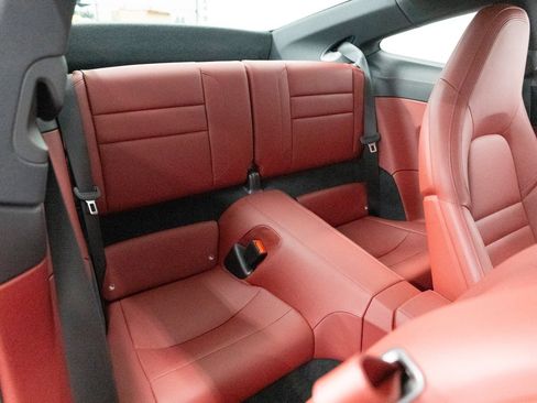 Certified 2023 Porsche 911 Carrera RWD image 29