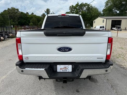 Used 2019 Ford F250 XL w/ Power Equipment Group AWD/4WD image 4