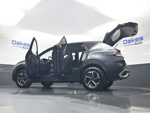 Certified 2023 Kia Sportage LX AWD/4WD image 60