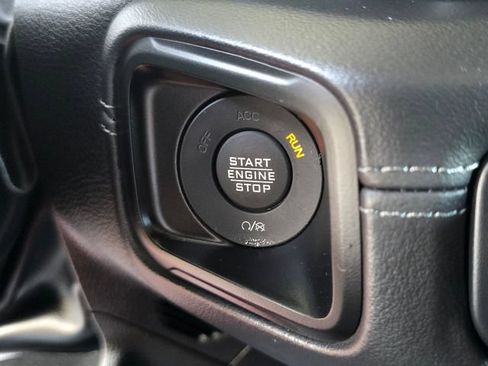 Certified 2025 Jeep Wrangler Unlimited Rubicon 4xe w/ Convenience Group AWD/4WD image 13