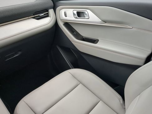 New 2026 Ford Explorer Active image 49