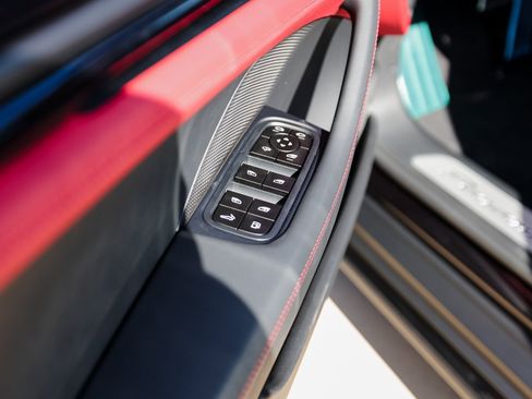 New 2026 Porsche Panamera 4S image 23