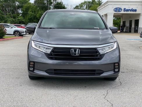 Used 2023 Honda Odyssey Touring image 2