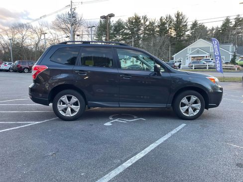 Used 2015 Subaru Forester 2.5i Premium w/ All-Weather Package image 5
