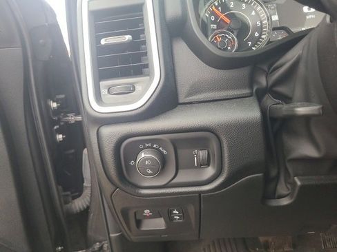 Used 2022 RAM 1500 Big Horn image 24