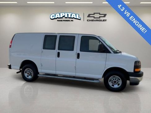 Used 2024 GMC Savana 2500 Work Van w/ Driver Convenience Package image 6