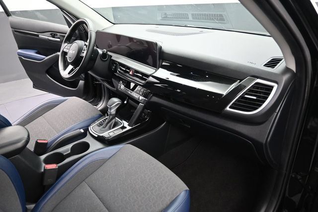 Used 2024 Kia Seltos S FWD image 16