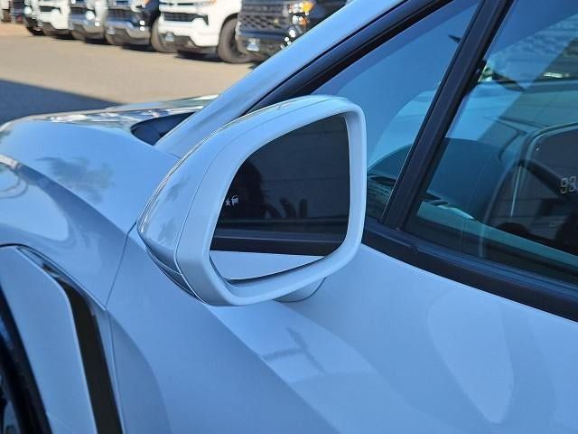 Used 2026 Chevrolet Blazer EV LT FWD image 19